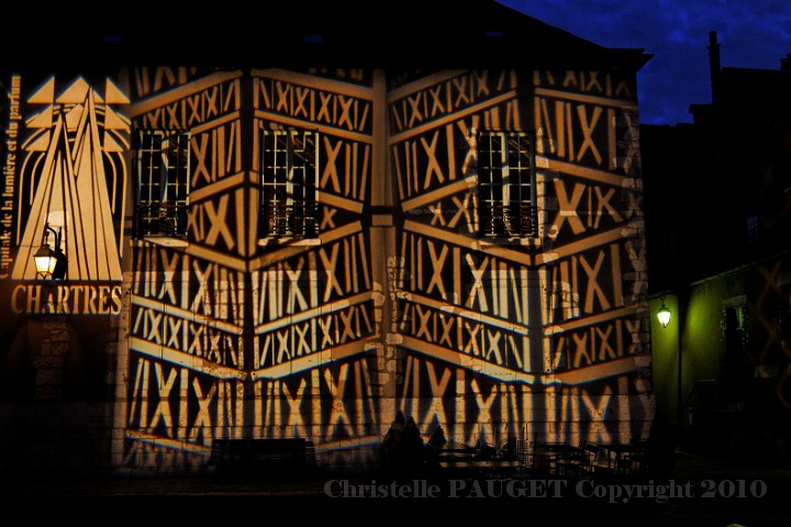 04D_chartres-en-lumieres_2010.jpg