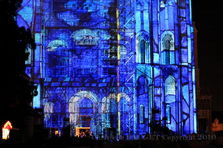 108_chartres-en-lumieres_2010.jpg