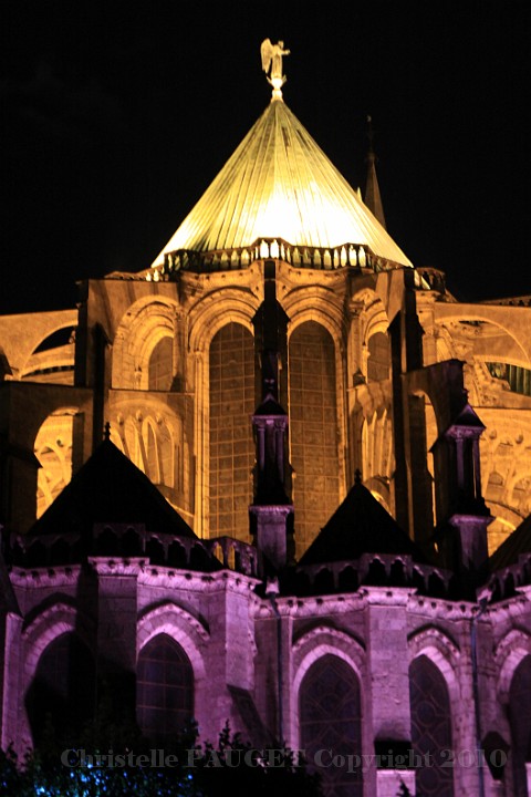 32_chartres-en-lumieres_2010.jpg